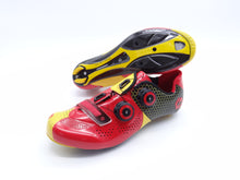 Load image into Gallery viewer, SideBike Pro Road Bike Cycling Men&#39;s shoe with carbon sole in Red